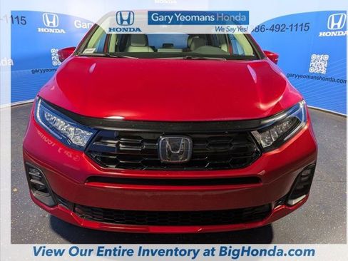 New 2026 Honda Odyssey Touring image 11