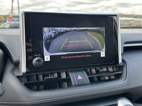 Used 2024 Toyota RAV4 XLE image 30