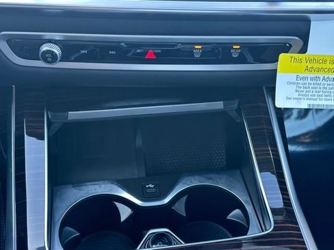 New 2026 BMW X7 xDrive40i w/ Premium Package image 20