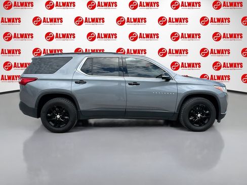 Used 2020 Chevrolet Traverse LT FWD image 4