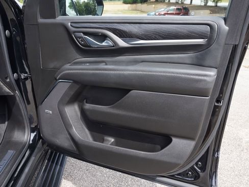 Used 2021 GMC Yukon Denali w/ Denali Premium Package image 37