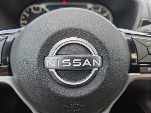 Used 2025 Nissan Altima 2.5 SR w/ SR Premium Package FWD image 22