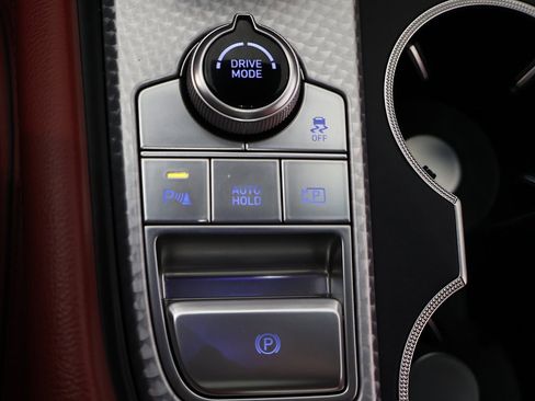 Used 2023 Genesis G70 2.0T w/ Sport Prestige Package image 56