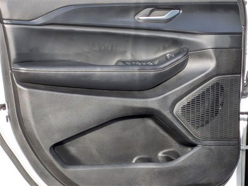 Certified 2024 Jeep Grand Cherokee L Laredo image 14