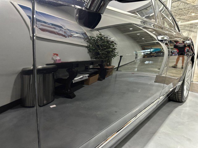 Used 2011 Bentley Mulsanne RWD image 19