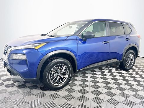 Used 2023 Nissan Rogue S AWD/4WD image 6
