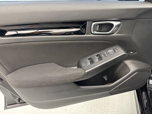 Used 2024 Honda Civic EX image 17