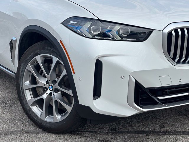 Certified 2026 BMW X5 xDrive50e w/ Climate Comfort Package AWD/4WD image 10