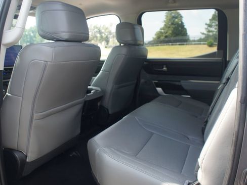 Used 2024 Toyota Tundra Limited AWD/4WD image 15