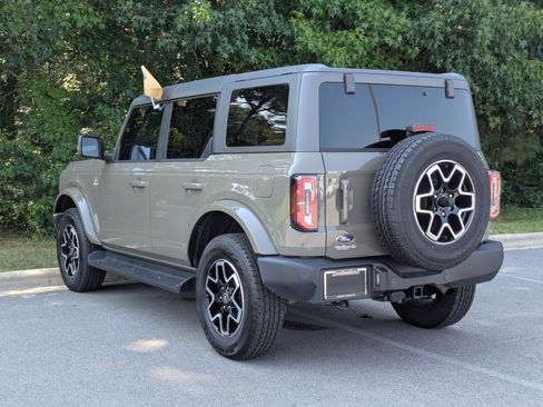 Certified 2025 Ford Bronco Outer Banks AWD/4WD image 5