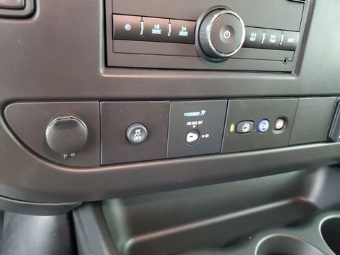 New 2026 Chevrolet Express 2500 w/ Driver Convenience Package RWD image 22