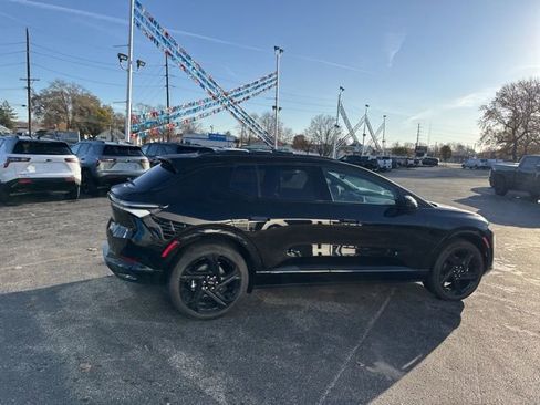 New 2026 Chevrolet Equinox EV RS FWD image 12