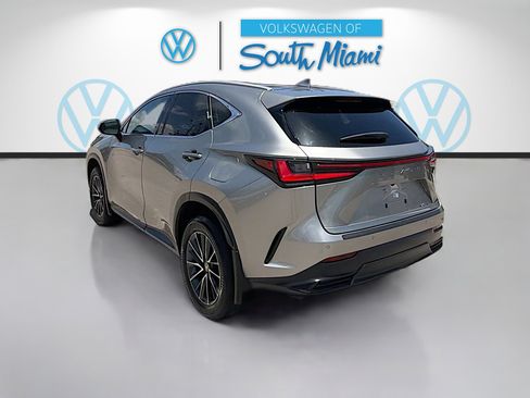 Used 2025 Lexus NX 250 FWD w/ Accessory Package (2T) image 5