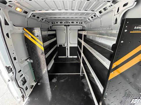Used 2024 RAM ProMaster 2500 FWD image 13