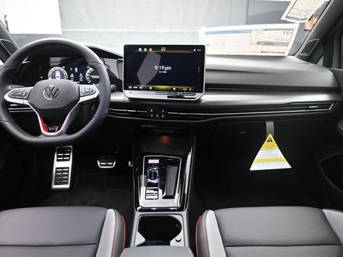New 2026 Volkswagen GTI SE FWD image 9