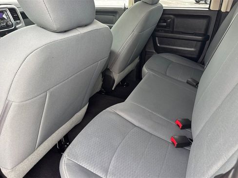 Used 2016 RAM 1500 Express image 11