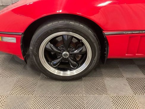 Used 1989 Chevrolet Corvette Coupe RWD image 14