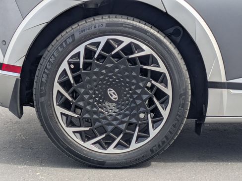 Certified 2023 Hyundai Ioniq 5 Limited image 9