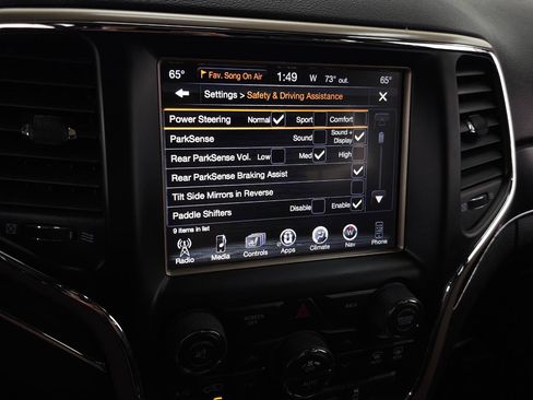 Used 2017 Jeep Grand Cherokee Limited AWD/4WD image 28