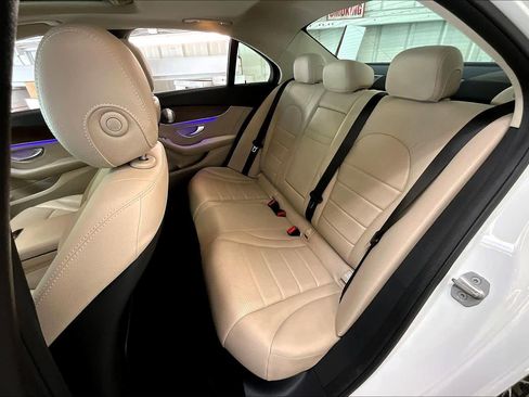 Used 2021 Mercedes-Benz C 300 Sedan image 29