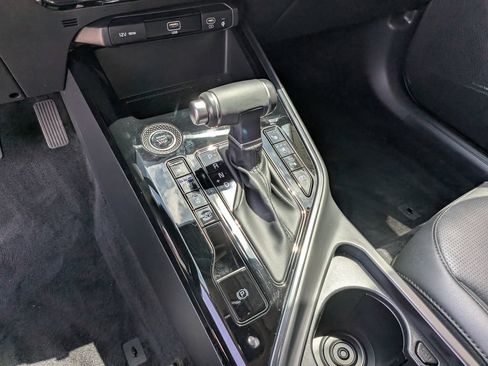Certified 2024 Kia Niro FWD image 27