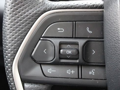 Certified 2025 Toyota Tundra SR5 w/ TRD Off-Road Package AWD/4WD image 30