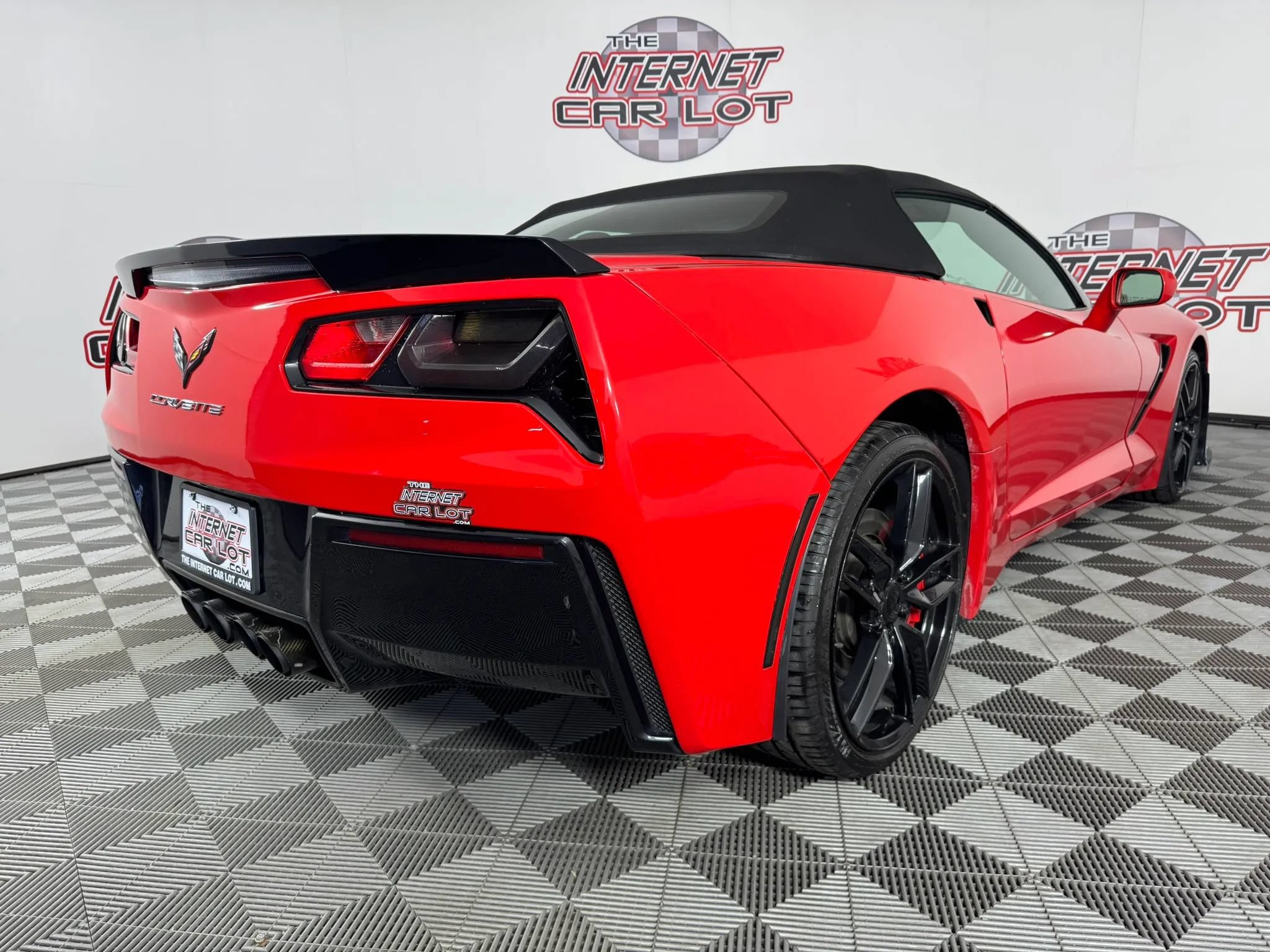 Used 2015 Chevrolet Corvette Stingray Convertible w/ ZF1 Appearance Package RWD image 33