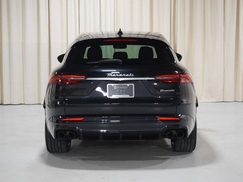 Certified 2023 Maserati Grecale Modena AWD/4WD image 12
