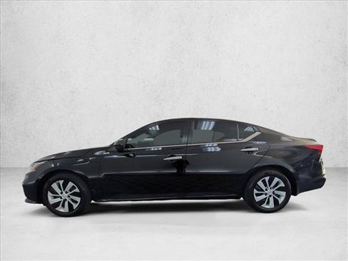Used 2020 Nissan Altima 2.5 S FWD image 9