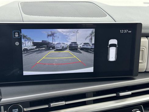 Used 2025 Hyundai Santa Fe SEL image 11