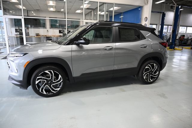 New 2026 Chevrolet TrailBlazer RS w/ Driver Confidence Package FWD image 7