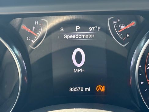 Used 2020 Jeep Gladiator Sport AWD/4WD image 14