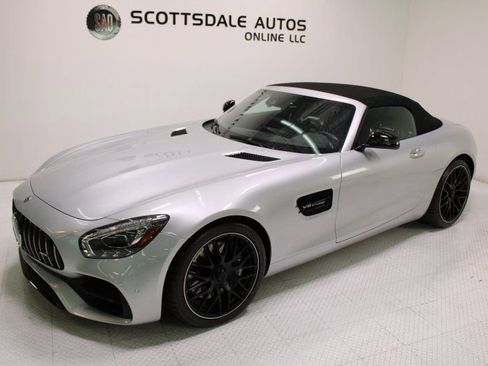 Used 2019 Mercedes-Benz AMG GT Roadster image 13
