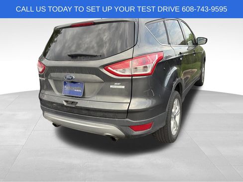 Used 2016 Ford Escape SE FWD image 3