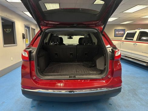 Used 2019 Chevrolet Equinox Premier w/ LPO, Floor Liner Package image 8