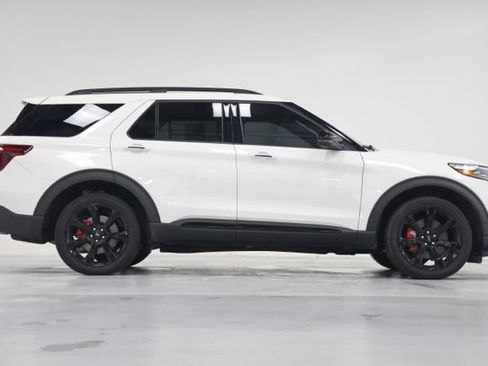 Used 2021 Ford Explorer ST w/ Equipment Group 401A AWD/4WD image 16