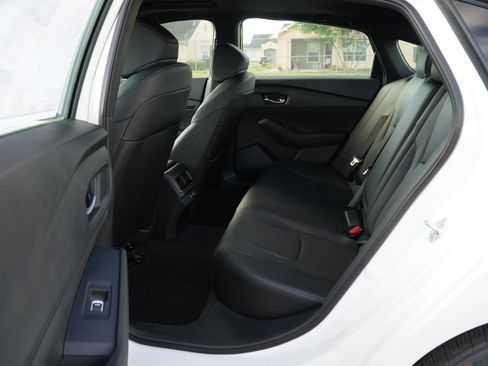 Used 2025 Honda Accord Sport image 18