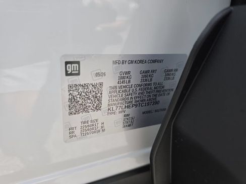 New 2026 Chevrolet Trax LT w/ LT Convenience Package FWD image 35