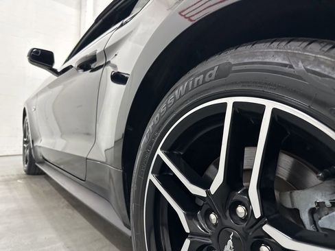 Used 2020 Ford Mustang GT Premium RWD image 18