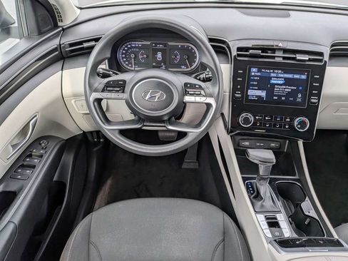 Used 2022 Hyundai Tucson SEL FWD image 17
