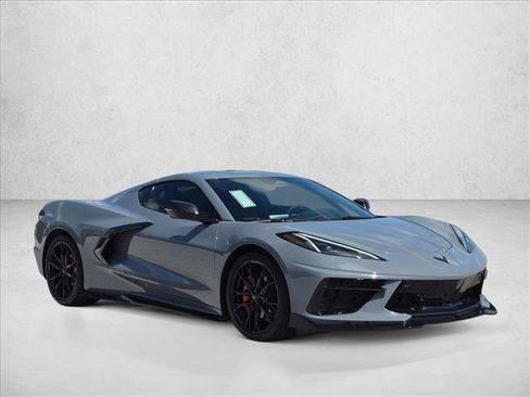 Used 2024 Chevrolet Corvette Stingray Preferred Cpe w/ Battery Protection Package RWD image 3