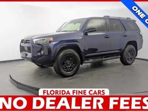 Used 2024 Toyota 4Runner SR5 RWD image 1