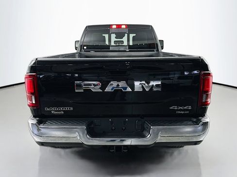 Used 2025 RAM 3500 Laramie AWD/4WD image 6