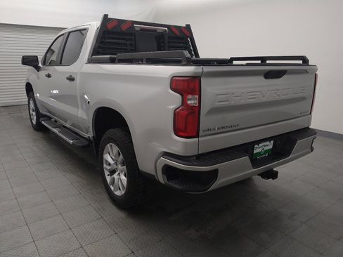 Used 2020 Chevrolet Silverado 1500 Custom w/ Custom Value Package image 5
