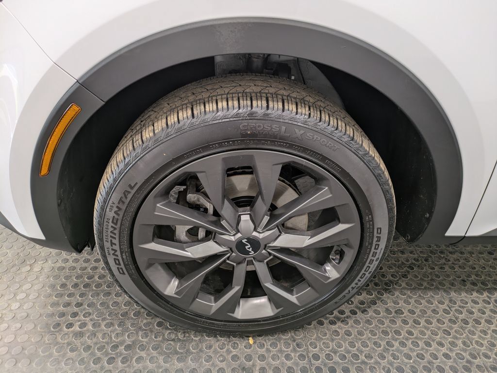 Certified 2023 Kia Sorento X-Line EX AWD/4WD image 7