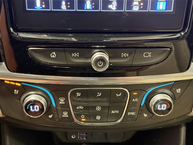Used 2023 Chevrolet Traverse Premier AWD/4WD image 15
