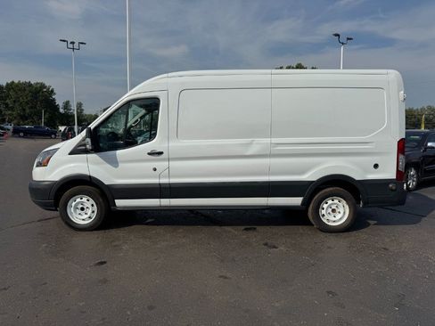 Used 2019 Ford Transit 150 148 Medium Roof RWD image 2