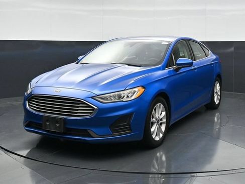 Used 2020 Ford Fusion SE FWD image 5