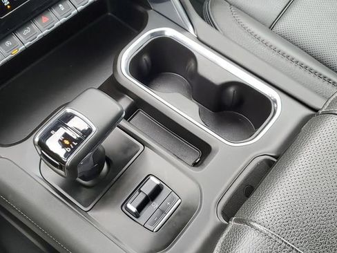 Used 2023 GMC Sierra 1500 Denali w/ Technology Package image 18