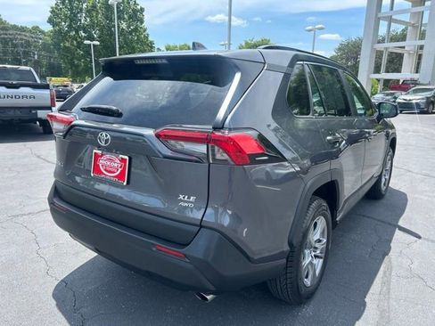 Used 2024 Toyota RAV4 XLE AWD/4WD image 7